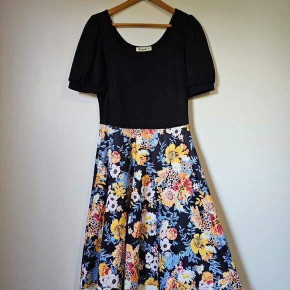 LIKE NEW MOYABO SCOOP NECK BLACK AND FLORAL BOTTOM SWING DRESS M - Picture 1 of 14